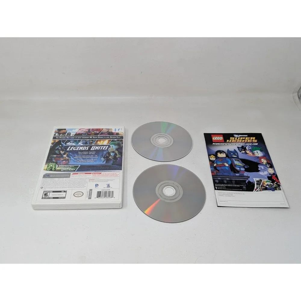 LEGO Batman 2‎ DC Super Heroes Nintendo Wii Game With Green Lantern Movie DVD